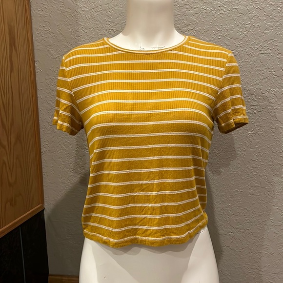 AEO Top Sz M - Picture 1 of 7